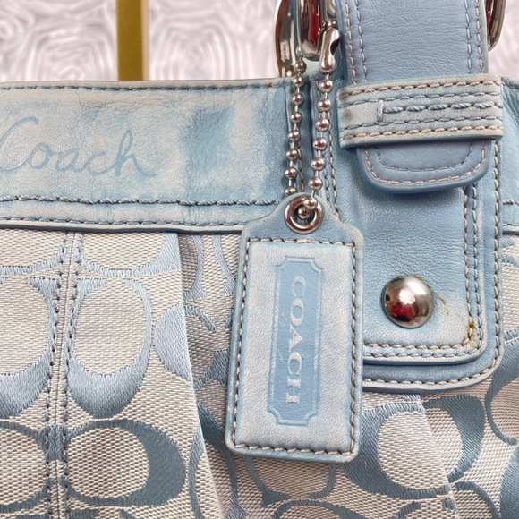 Coach F13742 Lt. Blue Soho Pleated Jacquard Tote, GUC - Picture 4 of 17